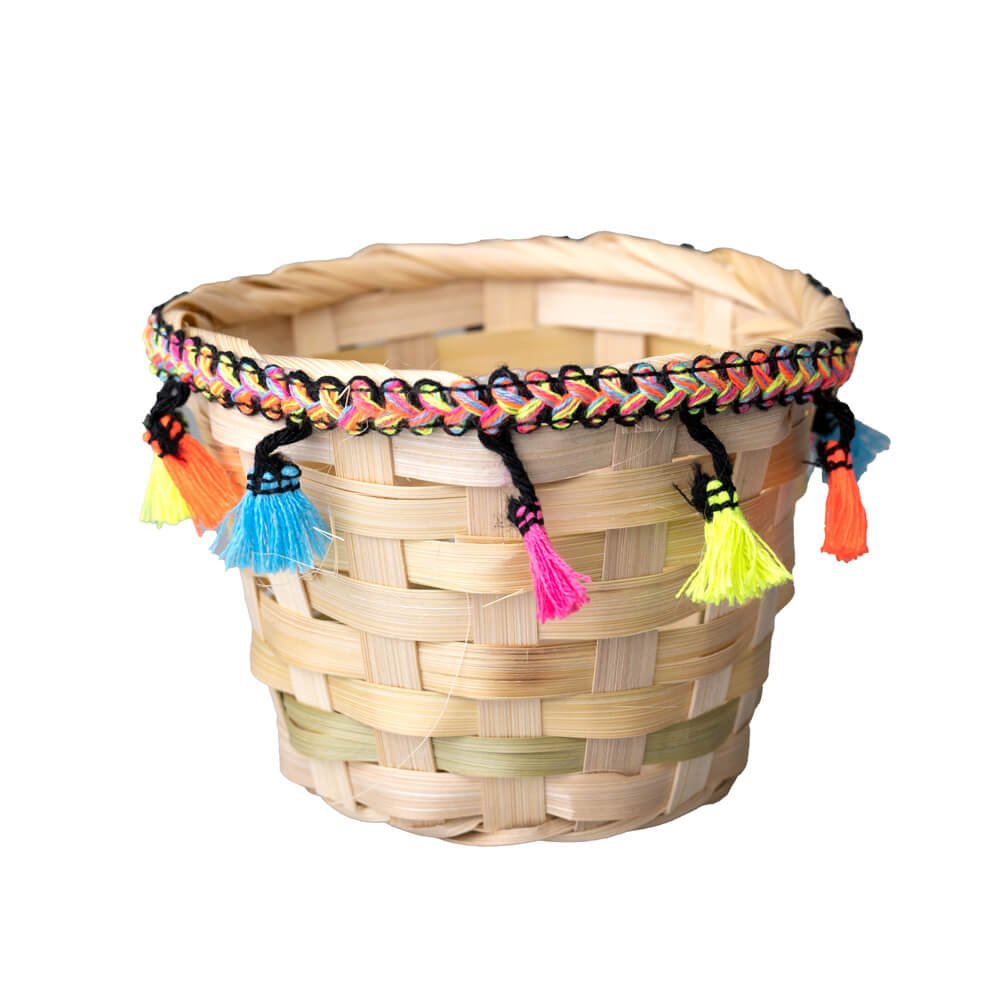 Coșuleț ratan rotund cu ciucuri 13x9cm - lemn deschis 1 - craftup.ro