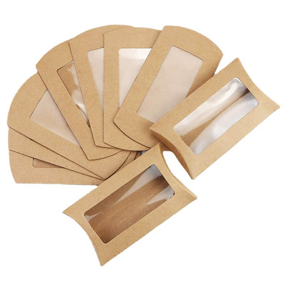 Cutie hârtie în formă de pernă cu fereastră 14,5×7,5cm - kraft 3 - craftup.ro