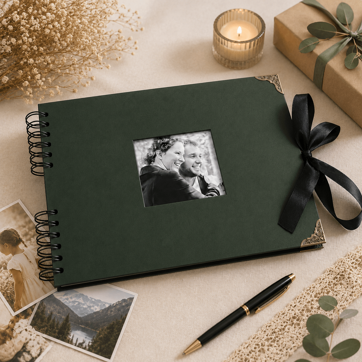Album Foto Tip Scrapbook cu Spirală și Închidere Panglică - CraftUp