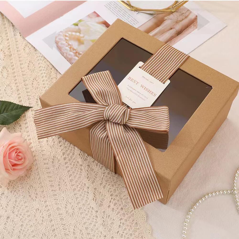 Cutie hârtie cu fereastră si fundă 21x18x9cm - kraft - CraftUp