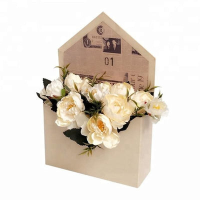 Cutie solidă tip plic - beige ziar