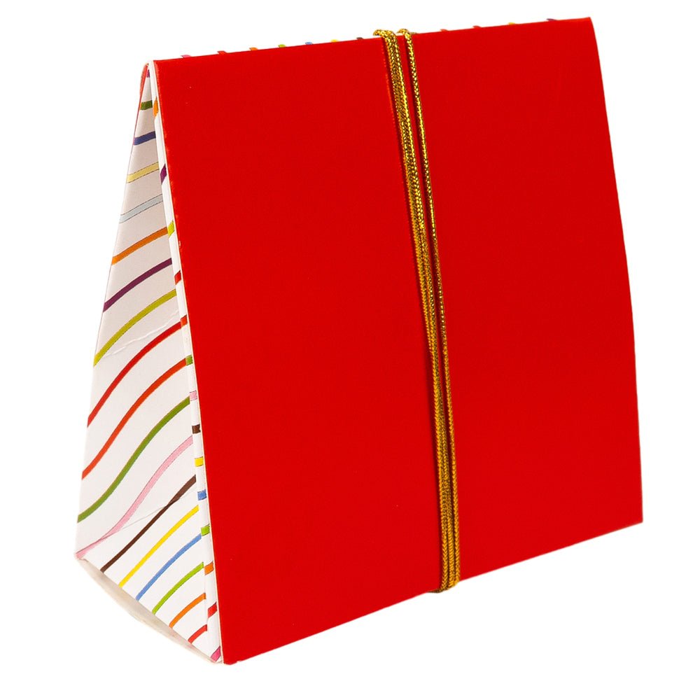 Cutii cadou cu fir auriu și etichetă - Mix 4 modele (set 12 buc) - CraftUp