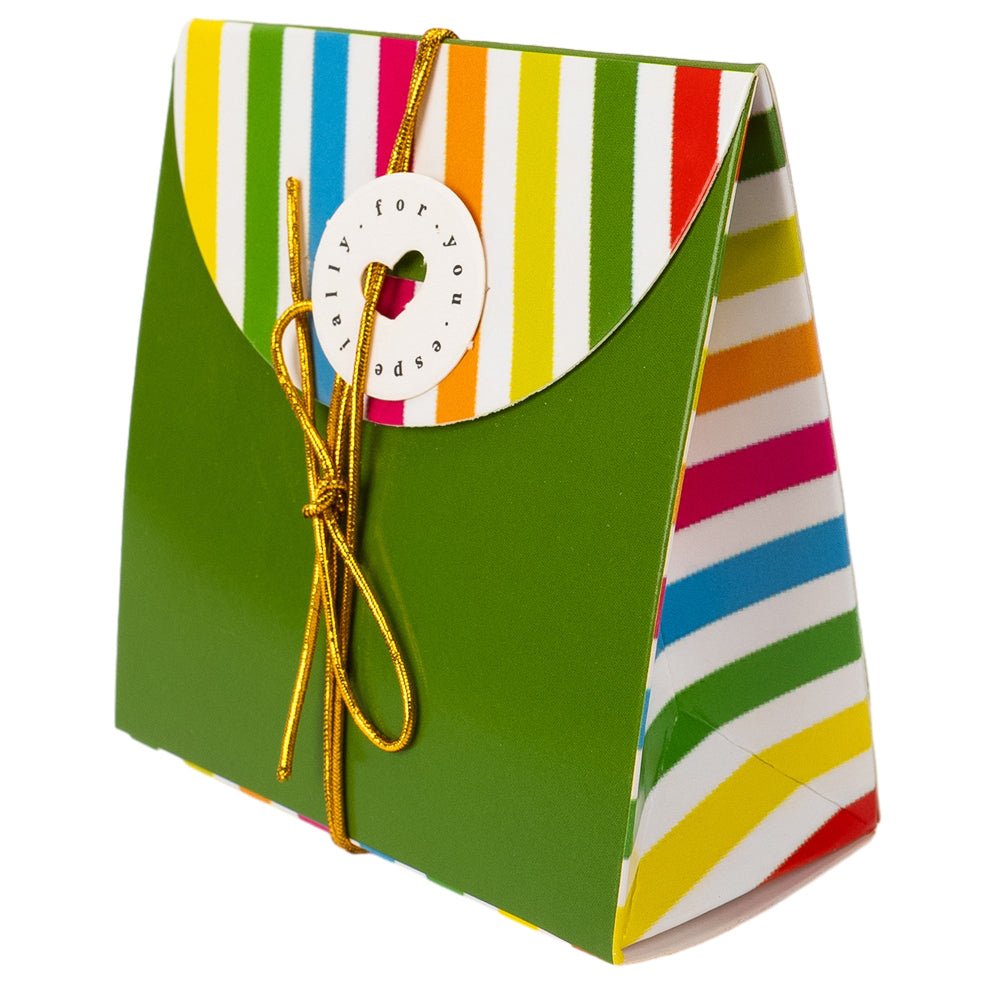 Cutii cadou cu fir auriu și etichetă - Mix 4 modele (set 12 buc) - CraftUp