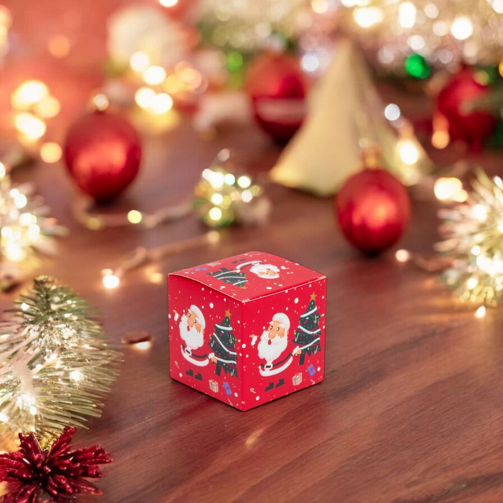 Set 24 cutii mici pătrate de Crăciun 6 modele diferite - multicolor - CraftUp