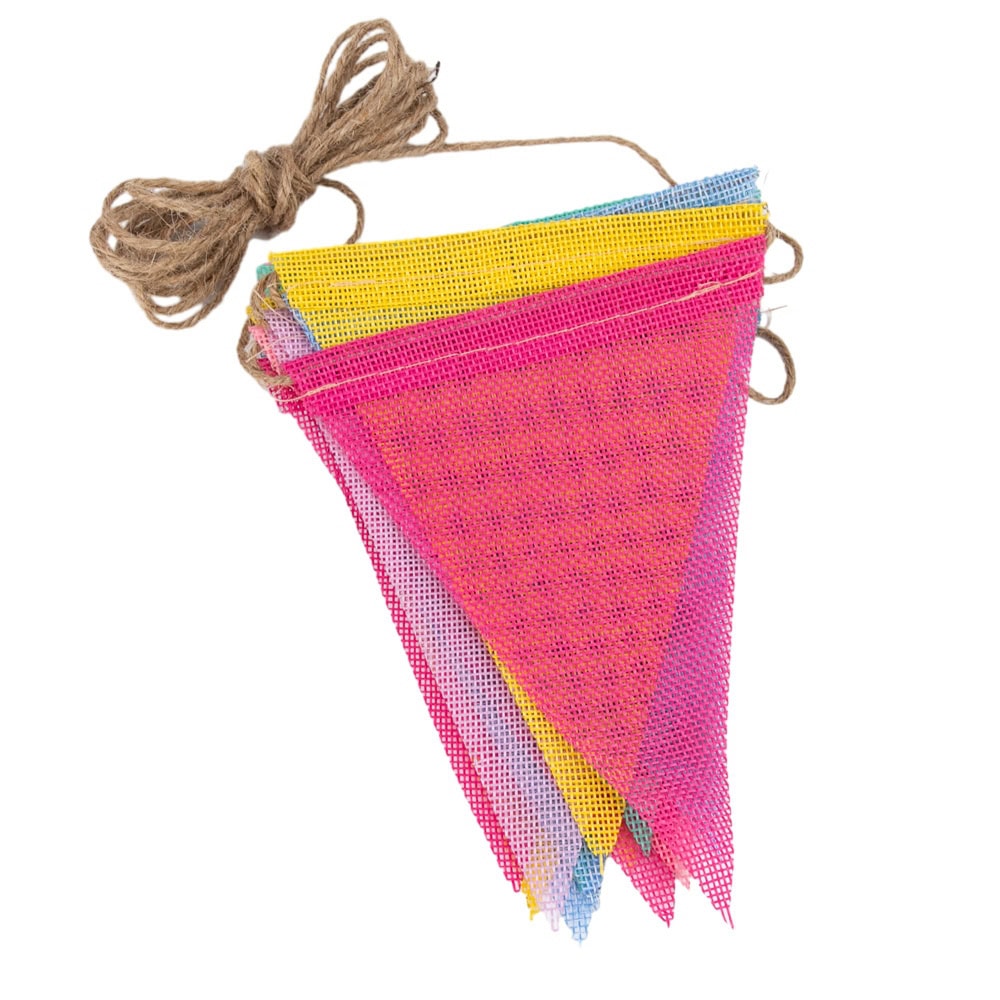 Banner triunghi textil cu sfoară - multicolor 3 craftup.ro