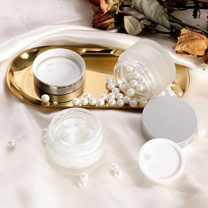 Borcan rotund mat cu capac argintiu 30ml 2 - craftup.ro