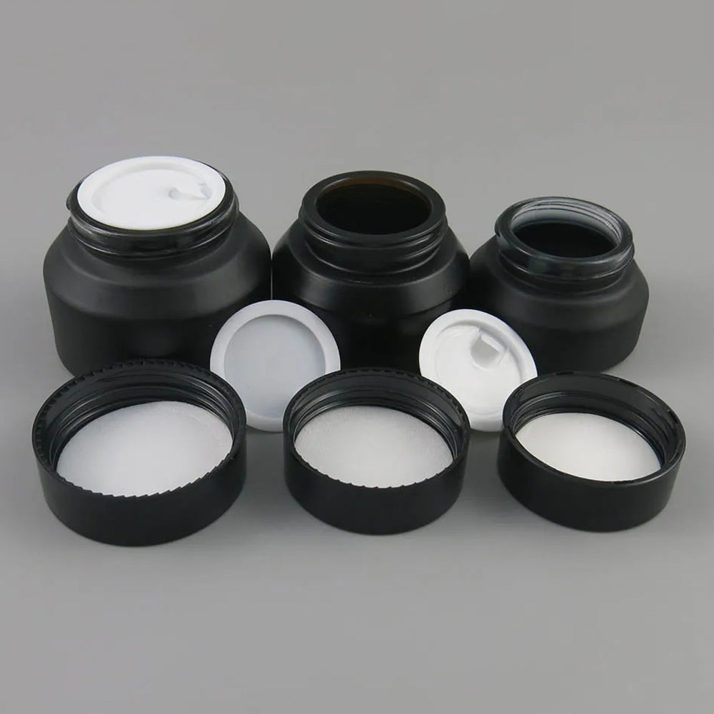 Borcan negru mat cu capac 100ml