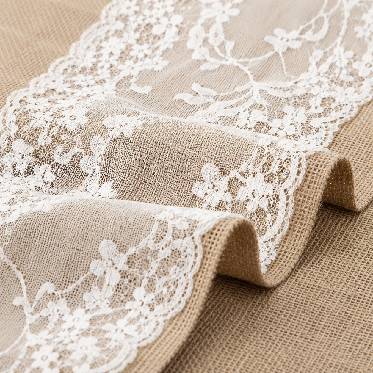 Runner masă din in cu dantelă - beige