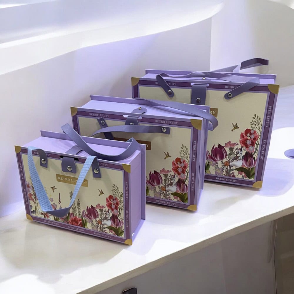 Set 3 cutii stil gentuță pentru cadouri cu mâner model retro - mov 5 -craftup.ro