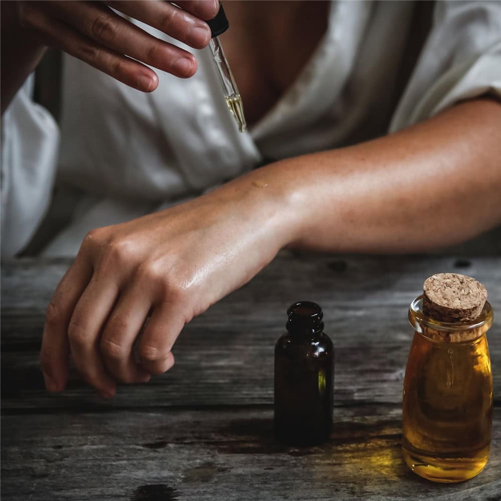 Sticluță neagră lucioasă cu pipetă 9 - craftup.ro
