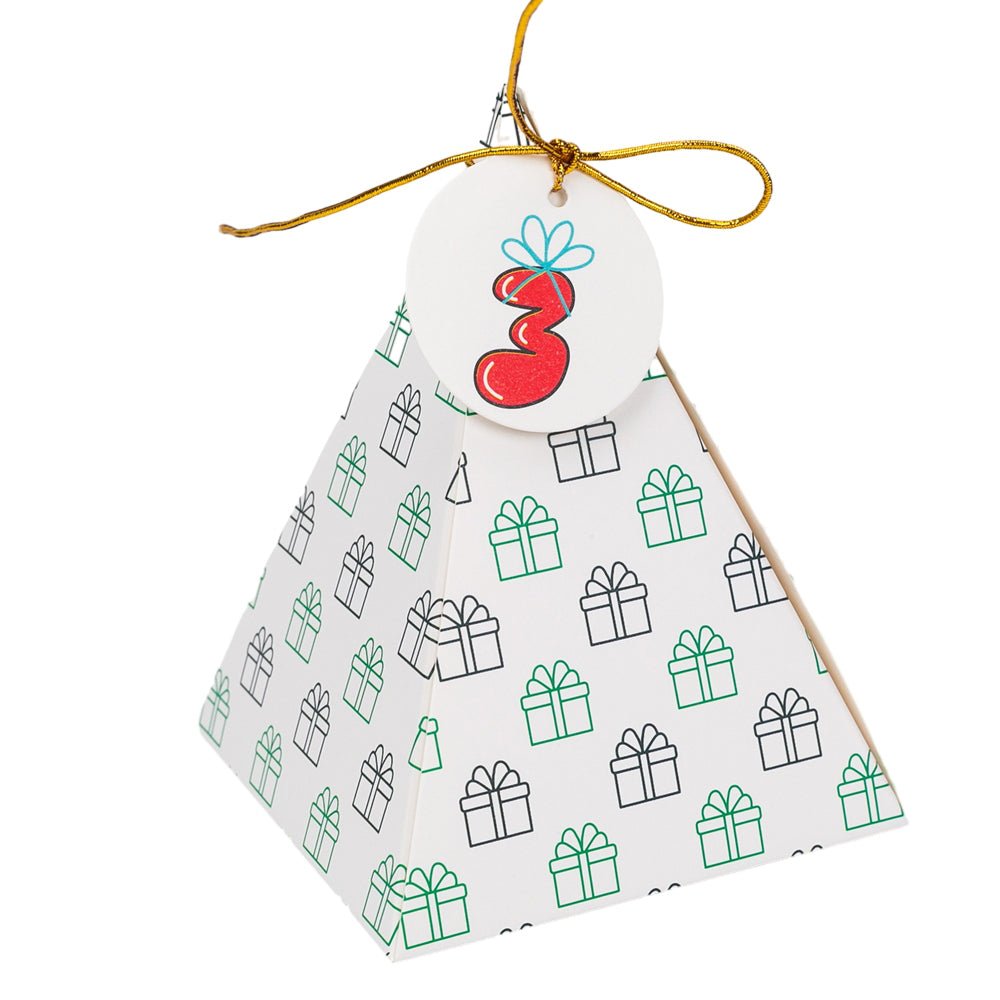 Cutie Crăciun triunghiulară - set 24 de modele diferite - CraftUp