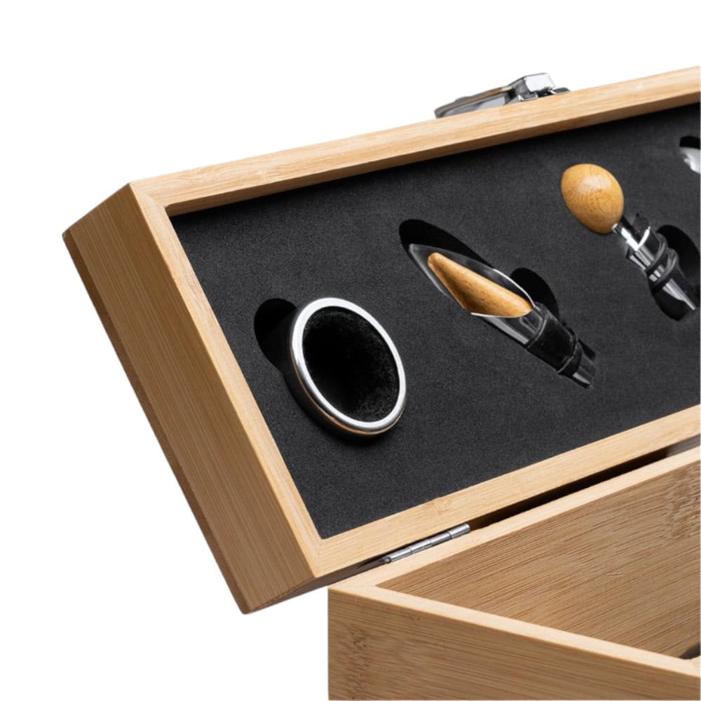 Cutie din lemn pentru sticlă de vin cu accesorii - CraftUp