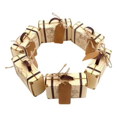 Cutie mică cu sfoară și etichetă model călătorie - maro (set 50 buc) 8x5x3cm - CraftUp