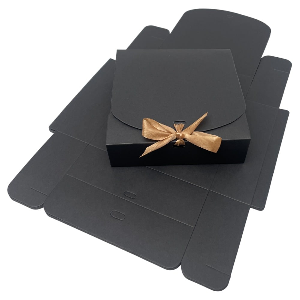 Cutie pătrată cu fundă satinată (set 12 buc) - CraftUp