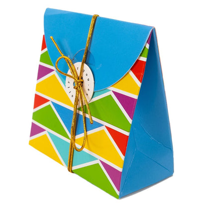 Cutii cadou cu fir auriu și etichetă - Mix 4 modele (set 12 buc) - CraftUp