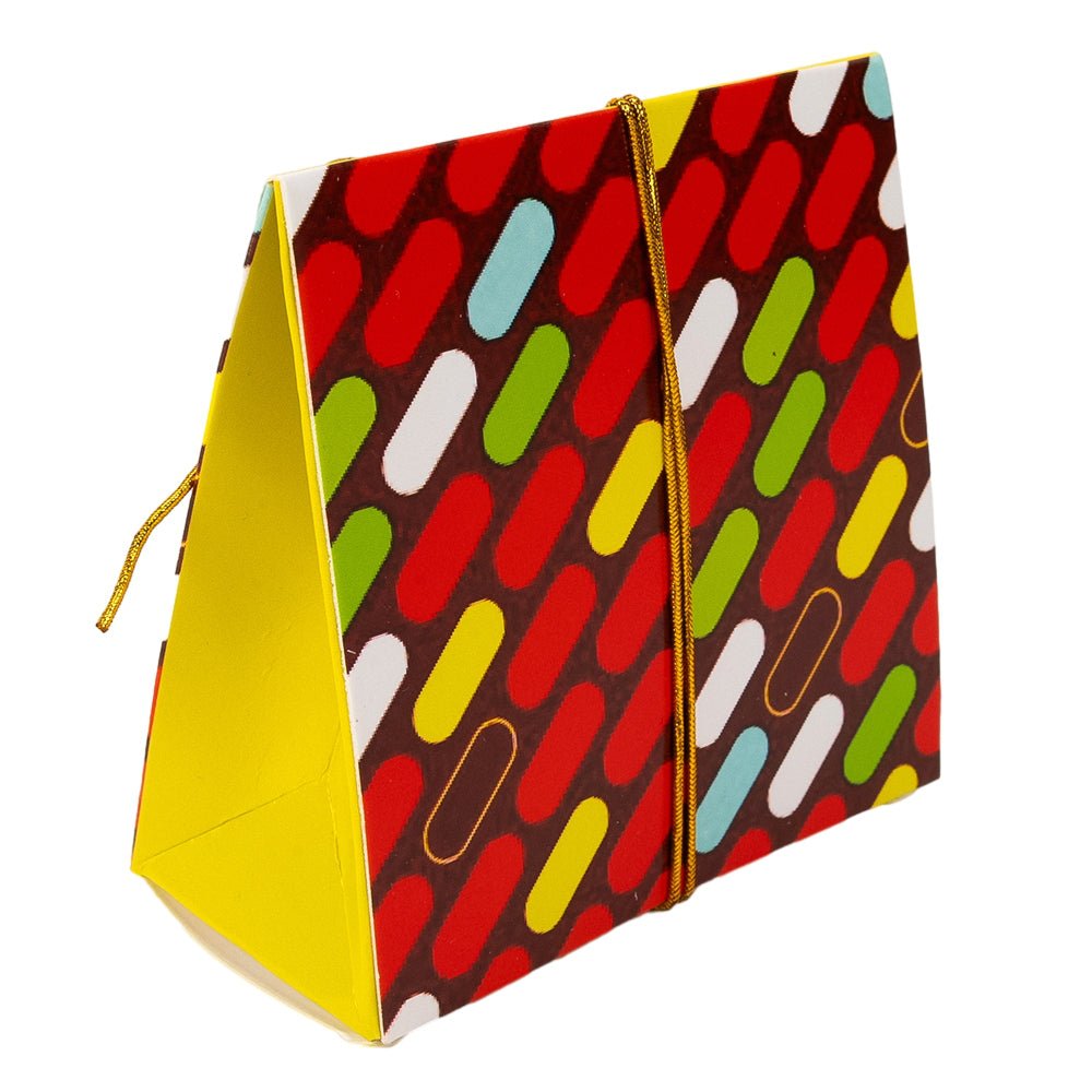 Cutii cadou cu fir auriu și etichetă - Mix 4 modele (set 12 buc) - CraftUp