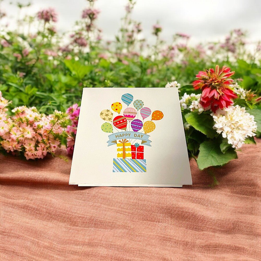 Felicitare 3D model Baloane și cadouri – alb - CraftUp