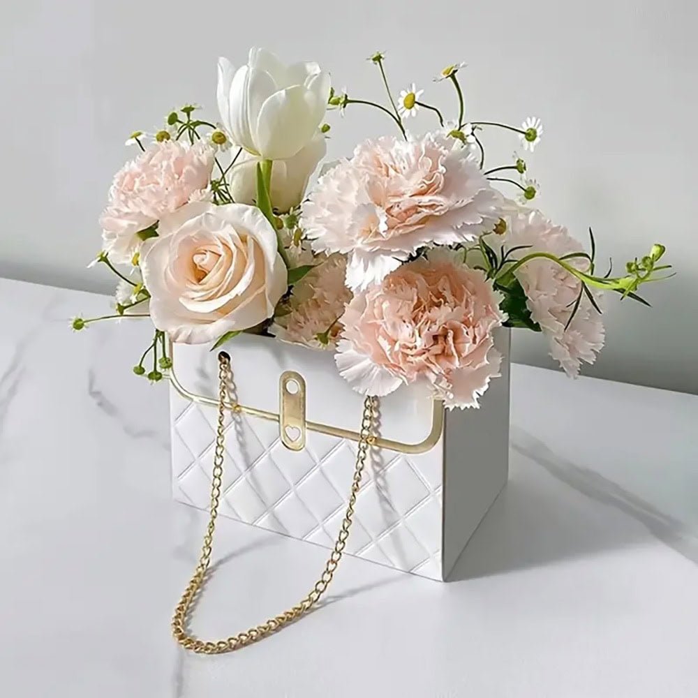 Gentuță model romburi cu lănțișor auriu - alb (set 10 buc) - CraftUp