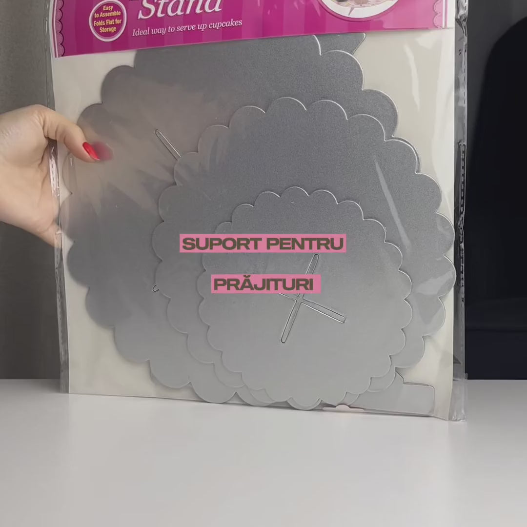 Încărcați videoclipul: Cum se montează suportul de prăjituri din carton cu 3 nivele - CraftUp