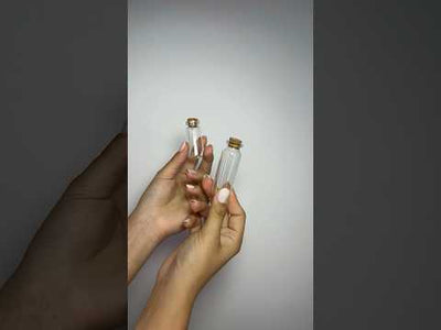 Sticluță transparentă reutilizabilă cu dop de plută