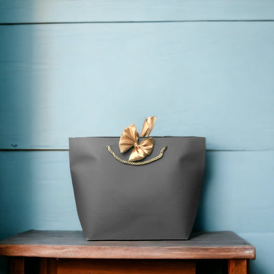 Pungi cadou cu mâner și fundă aurie - negru (set 12 buc) - CraftUp