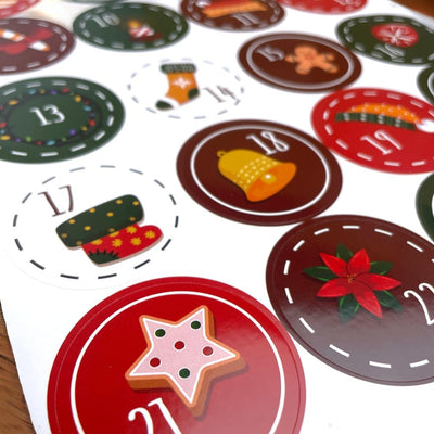 Set 10 foi x 24 stickere de Crăciun 4.5cm - model 2 - CraftUp