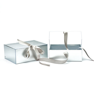 Set 2 cutii dreptunghiulare cu fereastră transparentă și panglică - argintiu - CraftUp